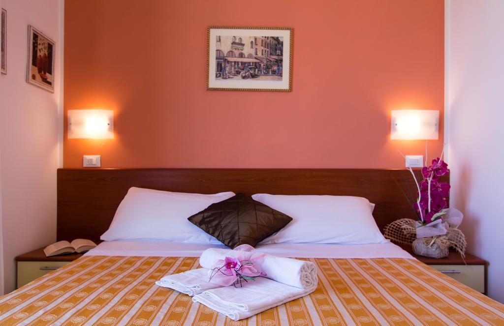 Hotel Villa Sole Resort Bellaria-Igea Marina Quarto foto
